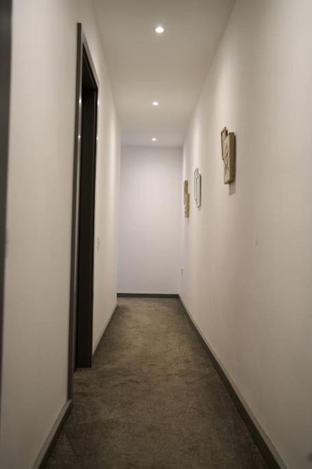 Appartement And Coffee Shop